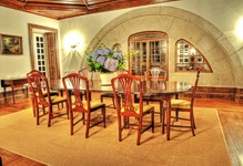 Casa de Luou - dining room