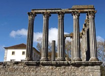 Roman temple in Evora, Alentejo - Rent luxury villas